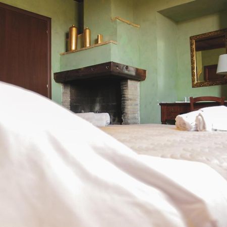 Bed and Breakfast Il Casale Di Gardenia Cesano Zewnętrze zdjęcie