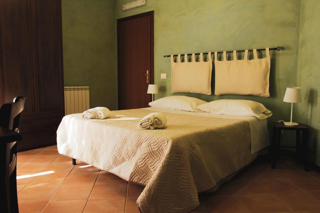 Bed and Breakfast Il Casale Di Gardenia Cesano Zewnętrze zdjęcie